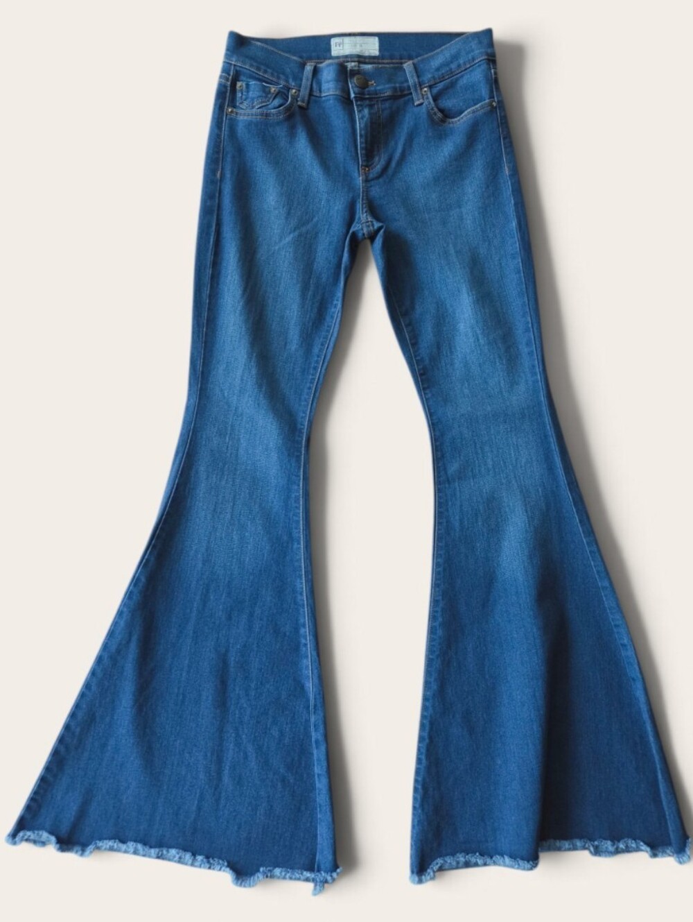 Free People Women’s W29 Blue Flare Jeans Medium Wash Bell Bottom Boho Y2K